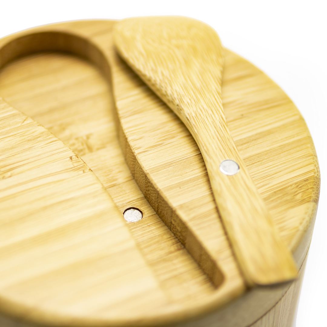 Bamboo Salt Box w Magnetic Spoon