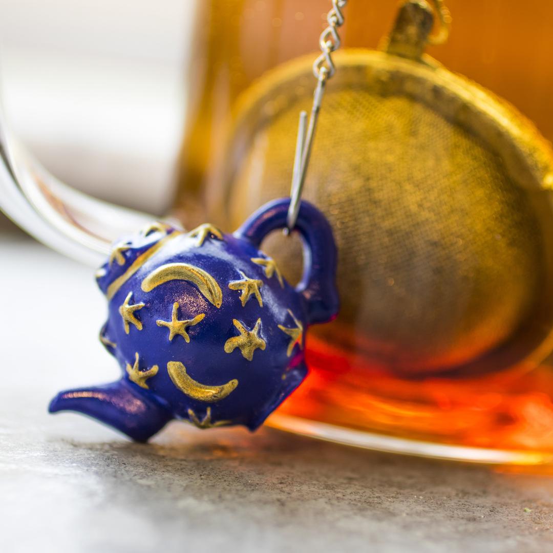 Infuser with Teapot Charm